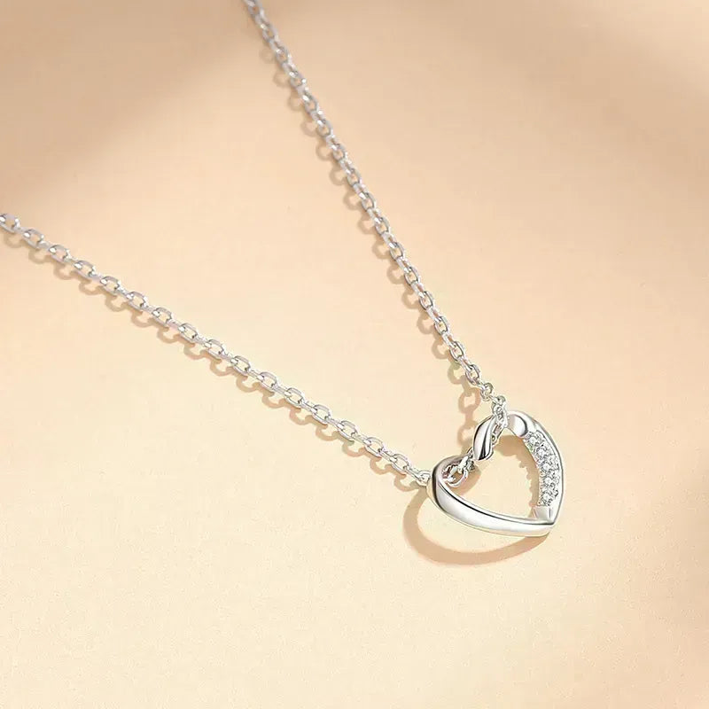 Colgante Corazón Infinito 29,90€