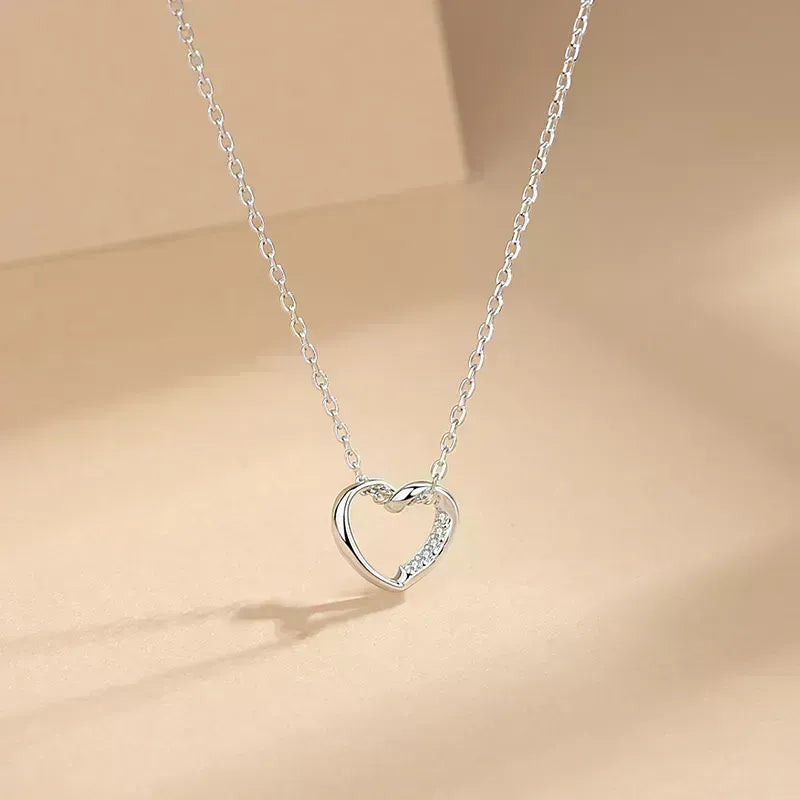 Colgante Corazón Infinito 29,90€