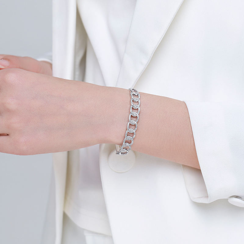Pulsera Rígida Eslabones de Luz en Plata de Ley con Circonitas
